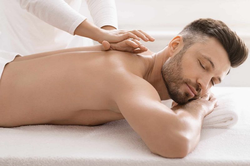 Hot Stone Massage: 12 Advantages